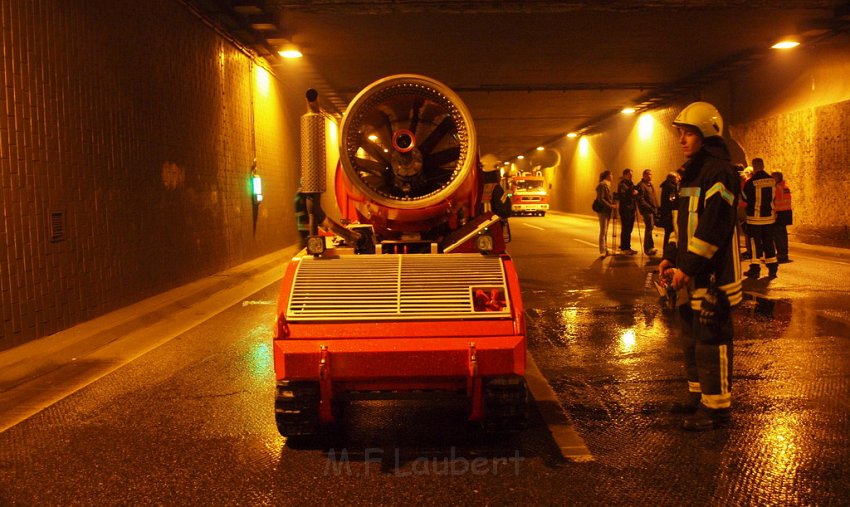 BF Koeln Tunneluebung Koeln Kalk Solingerstr und Germaniastr P273.JPG